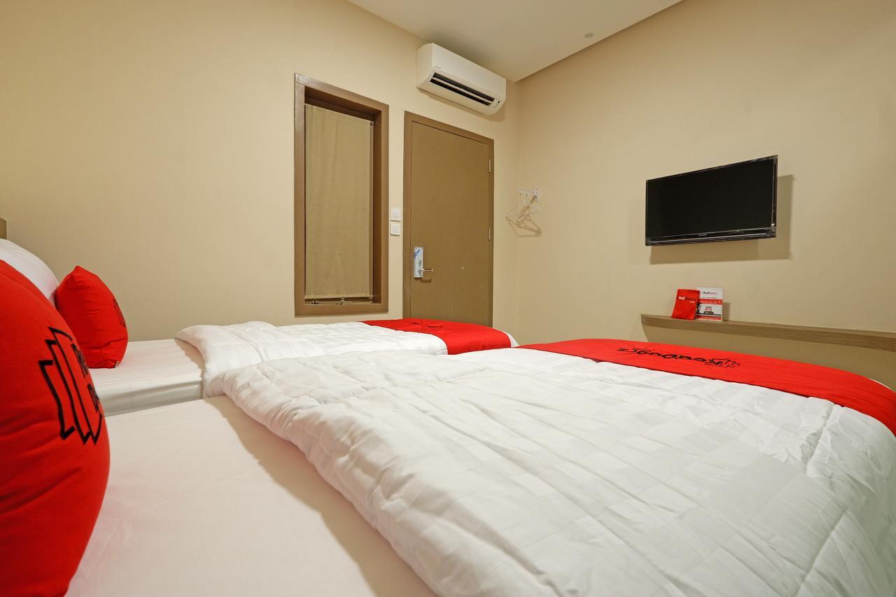 Reddoorz Plus Near Java Mall Semarang Hotel Eksteriør billede