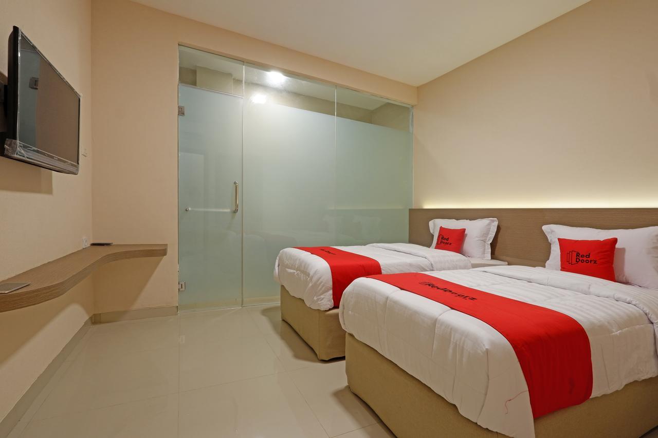 Reddoorz Plus Near Java Mall Semarang Hotel Eksteriør billede