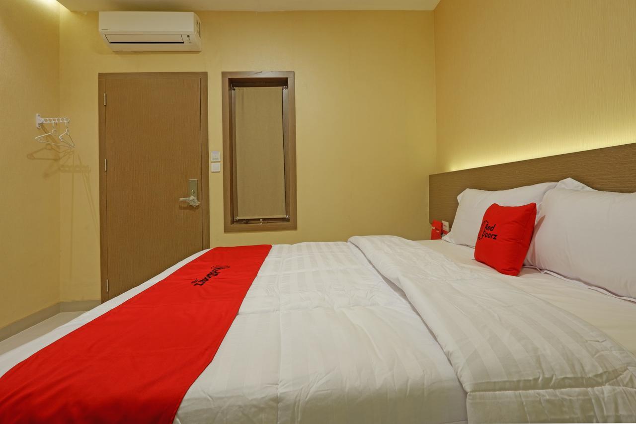 Reddoorz Plus Near Java Mall Semarang Hotel Eksteriør billede