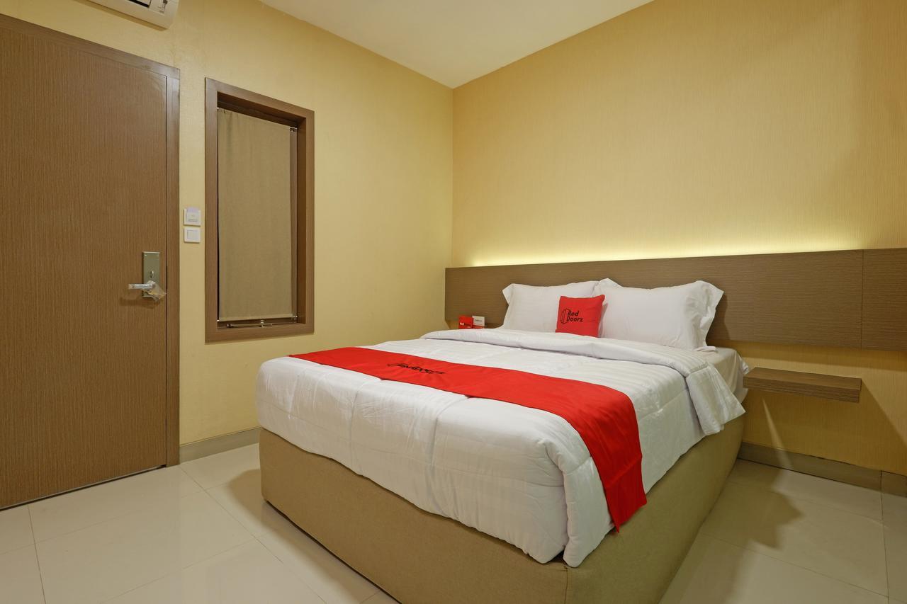 Reddoorz Plus Near Java Mall Semarang Hotel Eksteriør billede