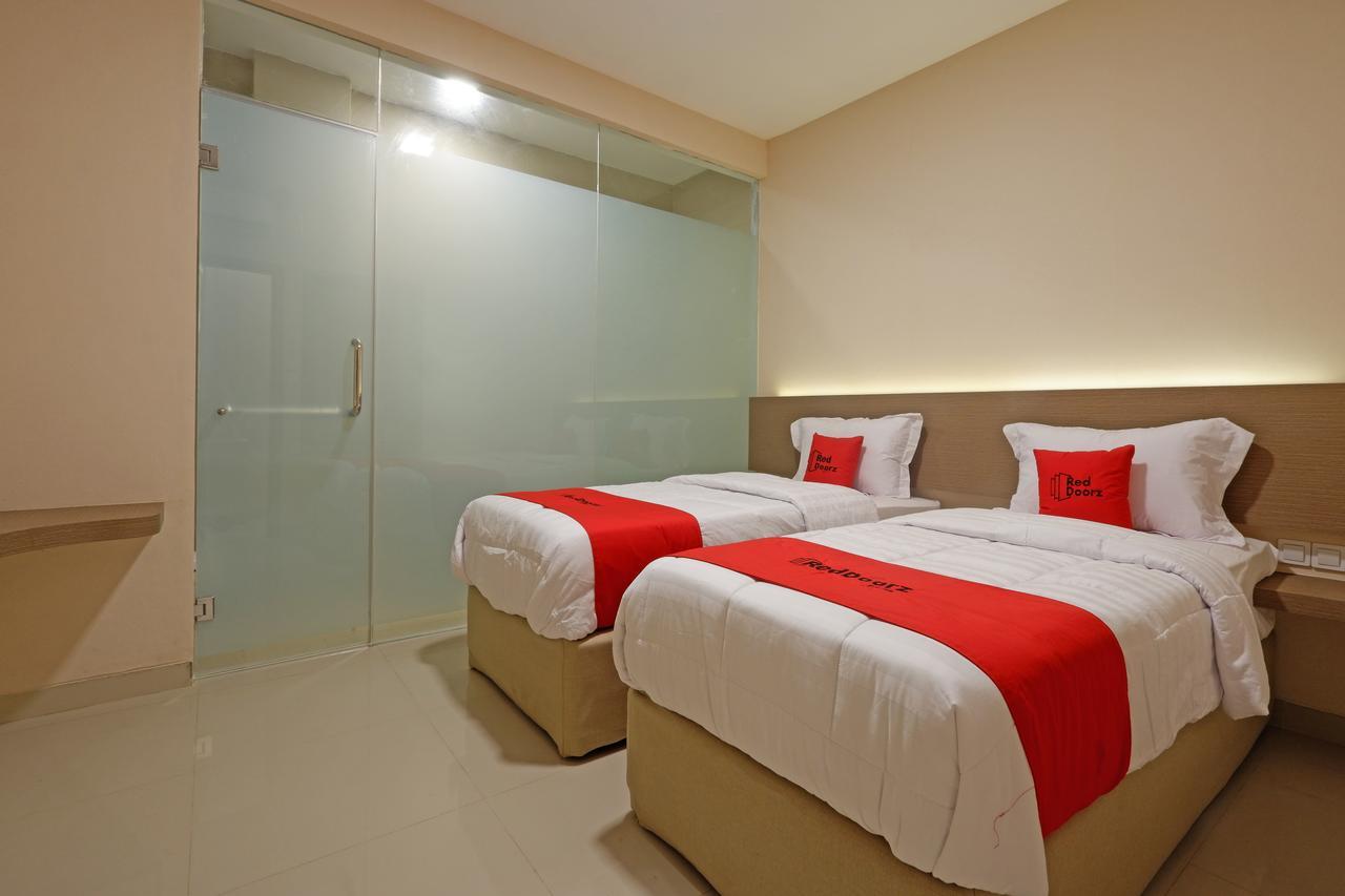 Reddoorz Plus Near Java Mall Semarang Hotel Eksteriør billede