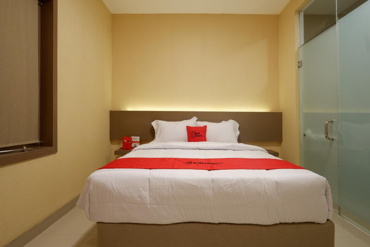 Reddoorz Plus Near Java Mall Semarang Hotel Eksteriør billede